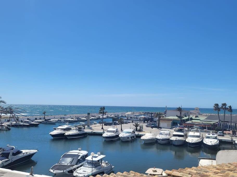 فيلا Casita Junto Al Mar En El Puerto De Cabopino ماربيا المظهر الخارجي الصورة